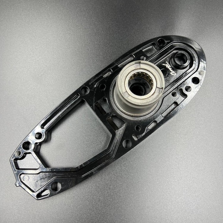 Основание помпы охлаждения Suzuki DT40, DF40-50 (56130-94413-0EP) (Omax), арт. 56130-94411-0EP-TW,          Omax 