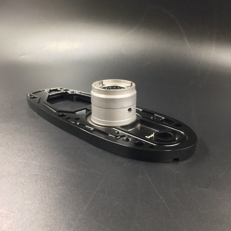 Основание помпы охлаждения Suzuki DT40, DF40-50 (56130-94413-0EP) (Omax), арт. 56130-94411-0EP-TW,          Omax 