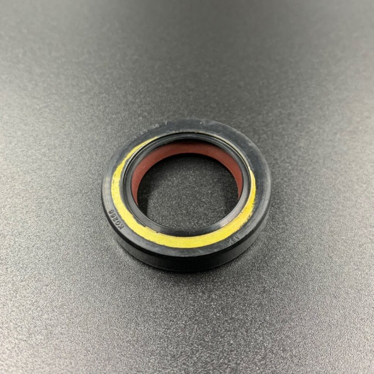 Сальник Yamaha (93102-25M44; 93102-25M48) (25x38x7) (Omax), арт. 93102-25M44-TW,          OMAX 