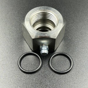 Гайка с тавотницей трубы струбцины (оси подъема)