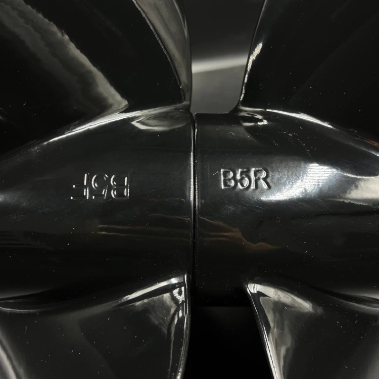 Гребной винт Volvo Penta DP B5 Front&Rear Props B5F&B5R (Polastorm), арт. 854818 B5,          POLASTORM 