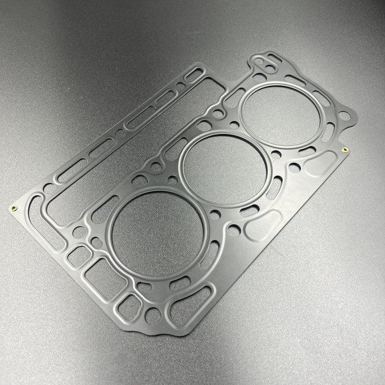 Прокладка под головку Honda BF25-30D (Honda), арт. 12251-ZW2-F02,          HONDA 