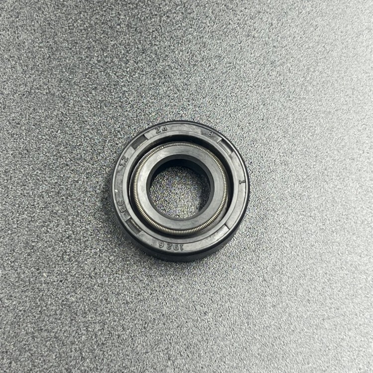 Сальник Tohatsu (309-60111-0) (12x24x8) (Osaka), арт. 309-60111-0-TW,          OSAKA 