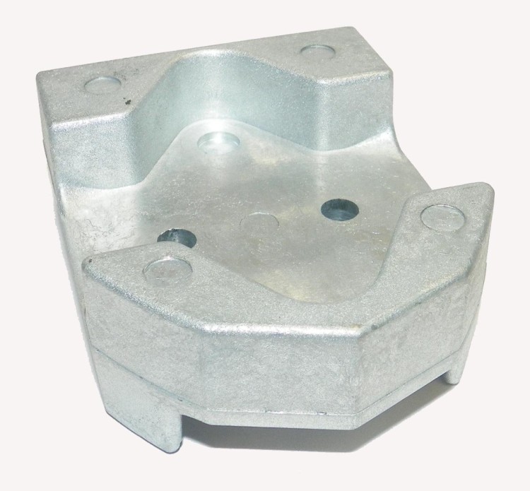 Анод MerCruiser Alpha I Gen II (Цинковый) (821631) (Аква), арт. 821631,          РРЦ РАЗНОЕ 