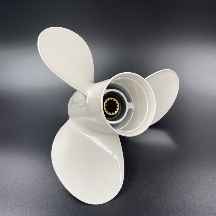 Гребной винт Yamaha 40-55, F30-60 Sema (3x11 1/8x16) (Polastorm), арт. 3221-3112-16,          POLASTORM 