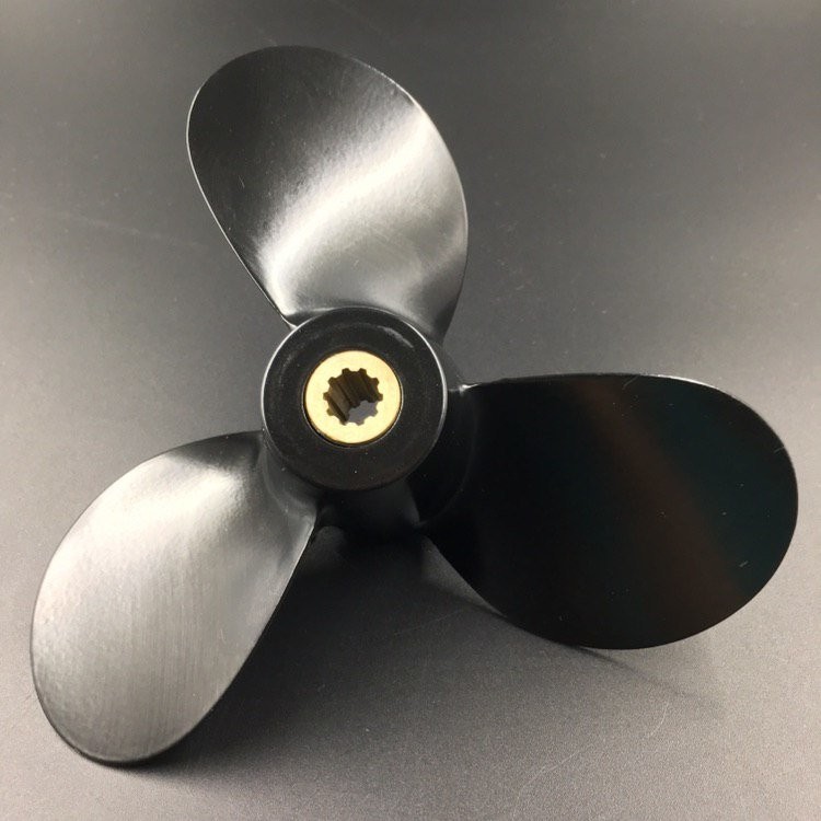 Гребной винт Suzuki DF4-DF6, DF4A-DF6A (3x7-1/2x7), арт. 58111-98651-019-K,          YHS 