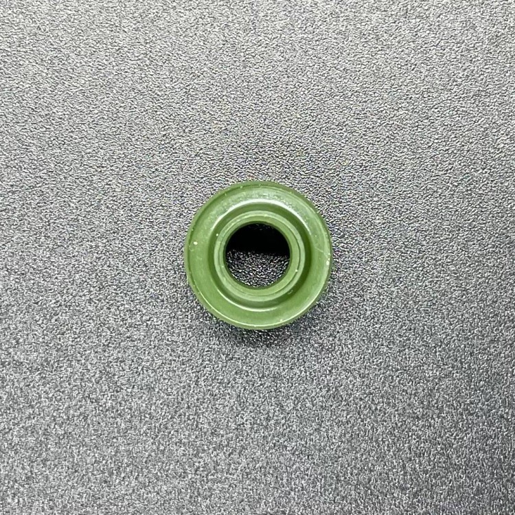 Маслосъемный колпачок Honda BF15-30 (Впуск/Выпуск) (Honda), арт. 12209-GB4-682,          HONDA 