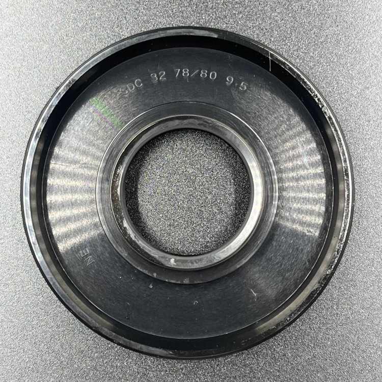 Сальник коленвала Yamaha VK540 (93103-32095)(501352) (32x78x9.5) (KINETIX), арт. 09-137,          KINETIX 