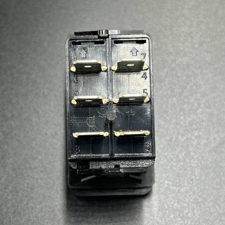 Переключатель двухпозиционный (ON)-ON 12 В/20А 6Р без фиксации 1 положения, арт. AES111882PAM,  