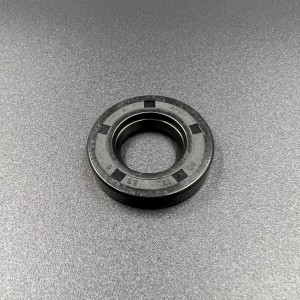 Сальник Tohatsu (3C8-60223-0) (17x33x6) (KACAWA)