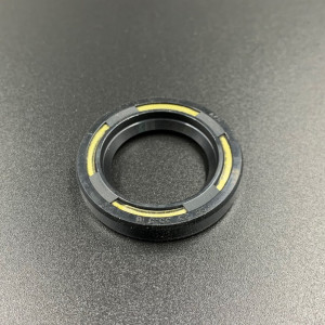 Сальник Yamaha (93101-25M57) (23x35.5x6) (Omax)
