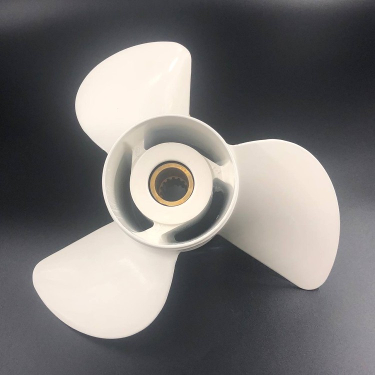 Гребной винт Yamaha 60-140, F70-F130 (3x13x18), арт. 688-45975-60-K,          YHS 