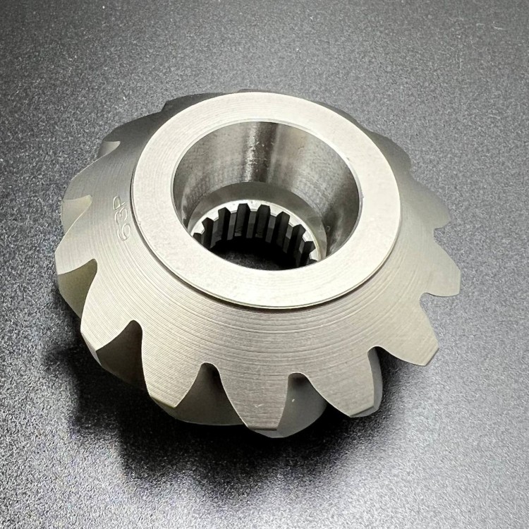 Шестерня вертикального вала (Пиньон) Yamaha F150 (63P-45551-00) (Yamaha), арт. 63P-45551-00,          YAMAHA 