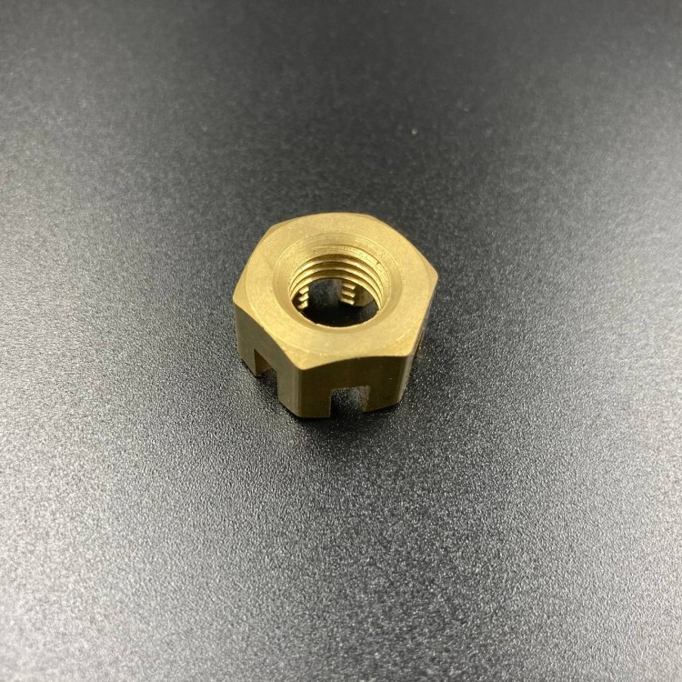 Гайка крепления гребного винта Yamaha 6-15, F6-20 (RT), арт. 90171-10M01-RT,          РРЦ РАЗНОЕ 