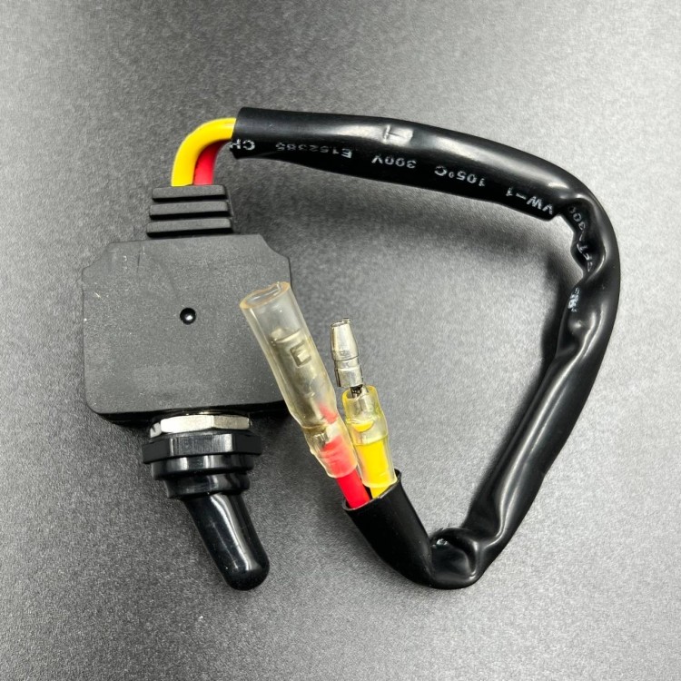 Чека аварийной остановки двигателя (тумблер) водонепроницаемый; универсальный (Omax), арт. FE-A1759-TW,          OMAX 