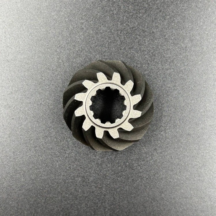 Шестерня вертикального вала (Пиньон) Suzuki DT 9.9-15, DF9.9-15 (57311-93901; 57311-93910) (Omax), арт. 57311-93901-TW,          OMAX 