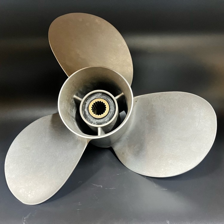 Гребной винт Mercury Bravo Two (3x18-1/4х19R) (19 шлицев) (Правого вращения) (Cталь), арт. 48-18614A6,          MERCURY 