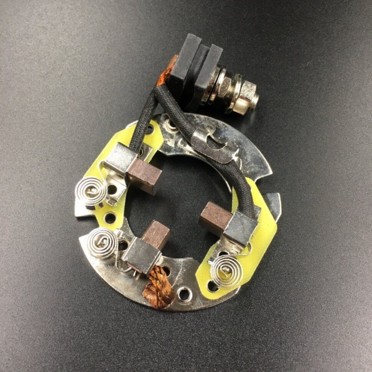 Щеточный узел Yamaha 115-225, арт. 6E5-81840-10-TW,          OSAKA 