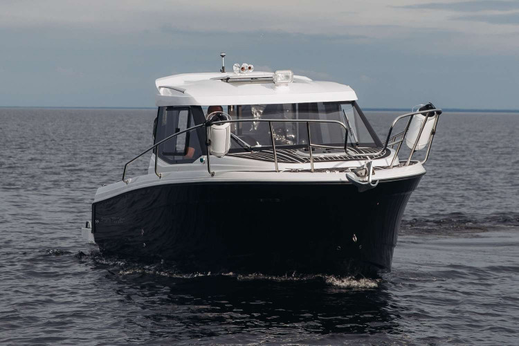 Катер Феникс 700 Cabin, белый, арт. P700W,          СПЭВ 