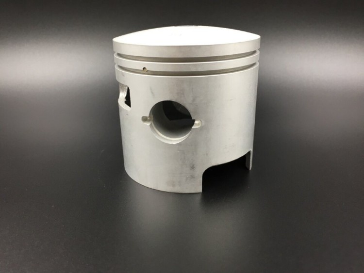 Поршень Yamaha 25-30 (0.50mm) (Yamaha), арт. 61N-11636-00,          YAMAHA 