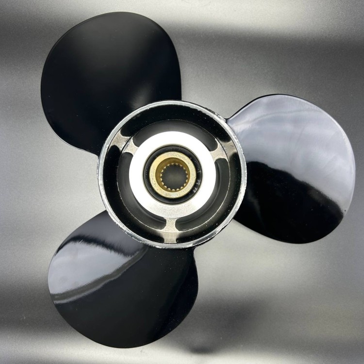 Гребной винт Mercury Bravo Two (3x17-3/4х21R) (19 шлицев) (Правого вращения), арт. 48-18616A40,          MERCURY 