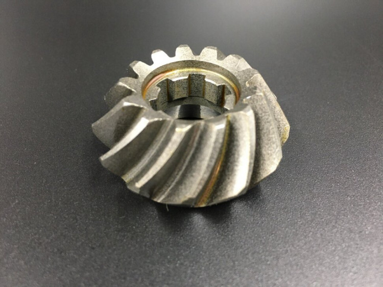 Шестерня вертикального вала (Пиньон) Yamaha 30D (6J8-45551-00) (Yamaha), арт. 6J8-45551-00,          YAMAHA  Шестерня вертикального вала (Пиньон) Yamaha 30D (6J8-45551-00) (Yamaha), арт. 6J8-45551-00,          YAMAHA