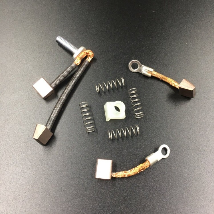 Комплект щеток электростартера Yamaha F25-40, арт. 65W-81801-00-RT,          РРЦ РАЗНОЕ 