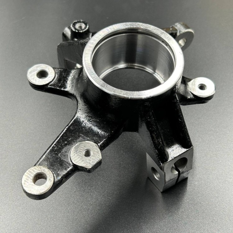 Кулак поворотный передний левый ATV 500/A/2A, X5, X6, X8 (ZIBO), арт. 9010-050002-K,          ZIBO 