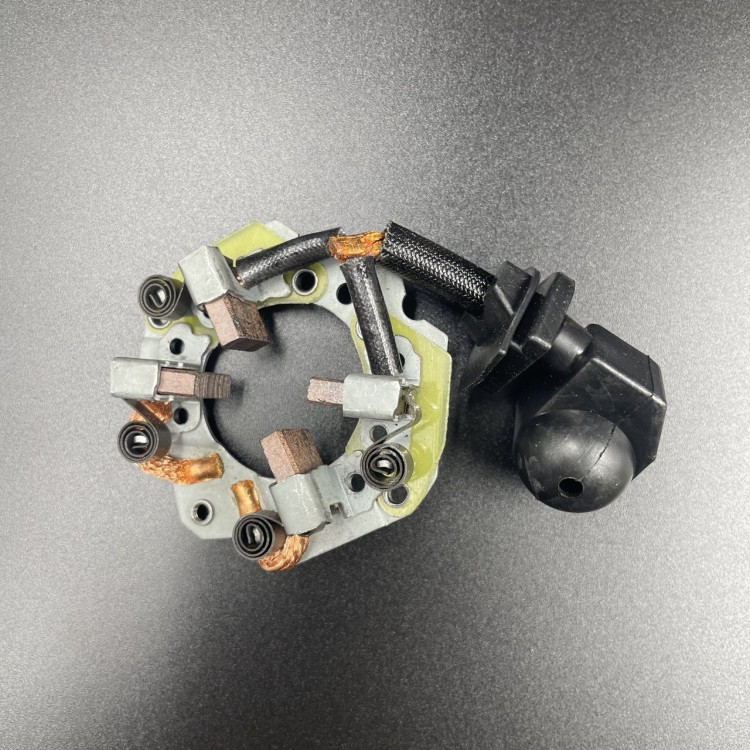 Щеточный узел Yamaha F75-100, арт. 67F-81840-00-TW,          OSAKA 