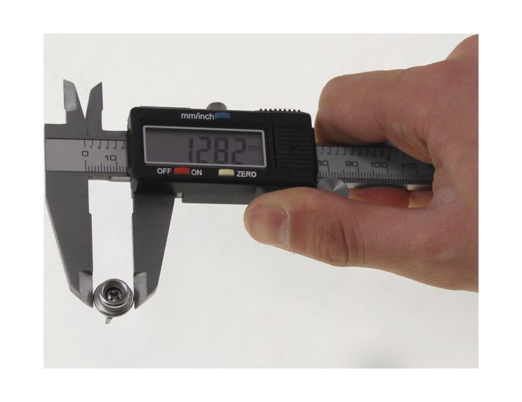 Нижняя часть кнопки DOT на шурупе 15.88 мм с буром, материал кнопка, никелированная латунь, шуруп - нержавеющий, арт. 93X81030172A,          DOT 