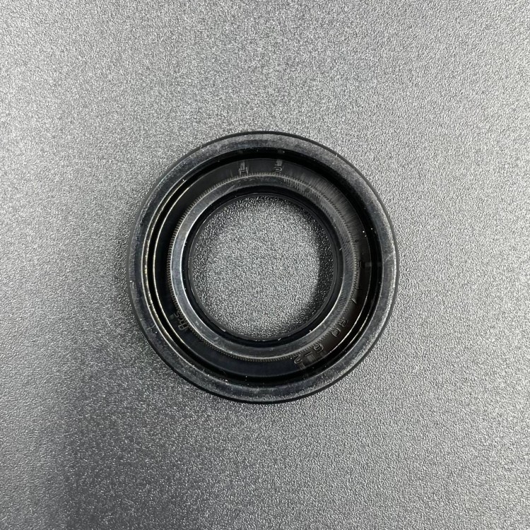 Сальник Suzuki (09289-17L02) (17x30x6) (Suzuki), арт. 09289-17L02,          SUZUKI 