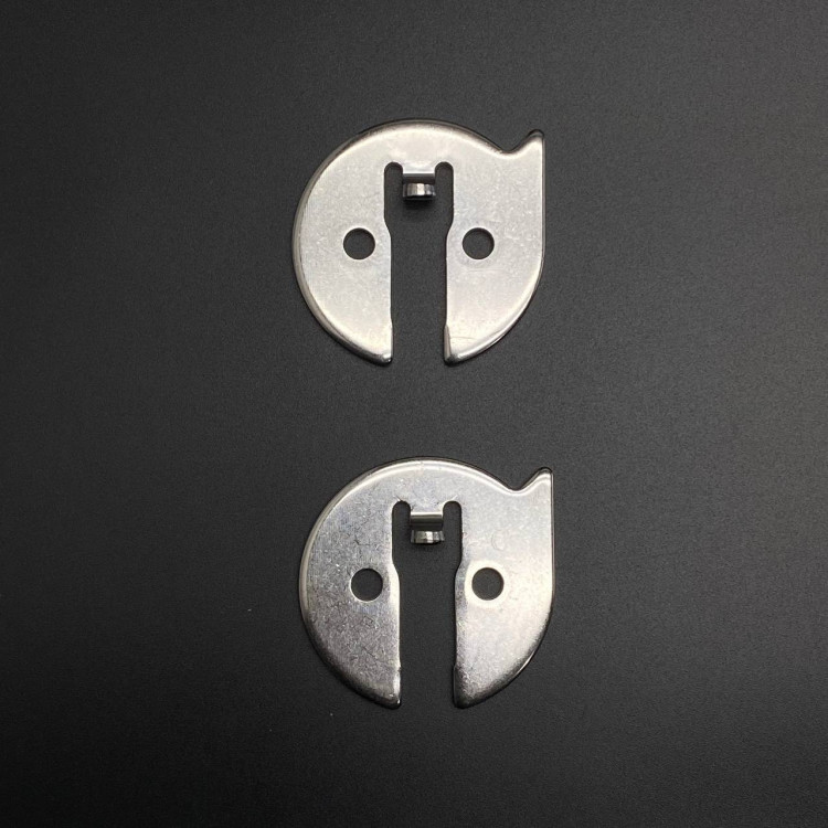 Пластина стальная PLATE @2 (Quicksilver), арт. 8221471,          MERCURY 