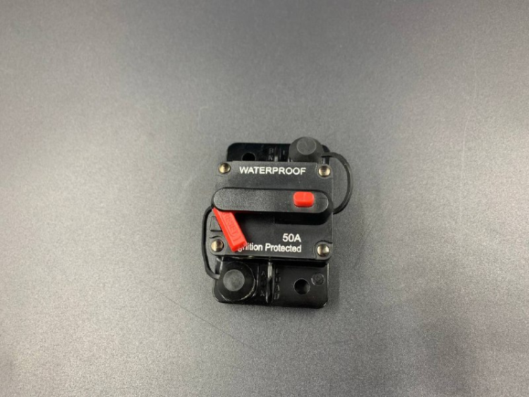 Автоматический размыкатель массы 50А, арт. ,          РРЦ РАЗНОЕ 