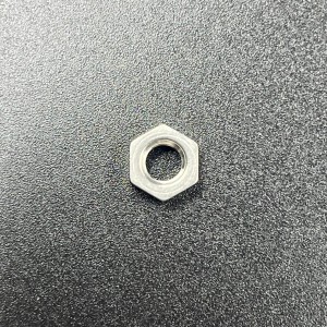 Гайка Suzuki DT4-150, DF4-350, DF8-350(A) (Suzuki)