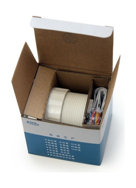 Вольтметр цифровой 9-32 В, белый циферблат, нержавющий ободок, д. 52 мм, арт. VMD0932WSMR,          MARINE ROCKET 