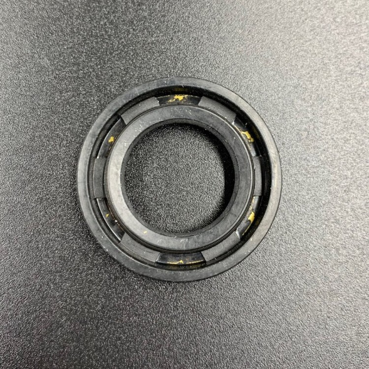 Сальник коленвала (нижний) Yamaha 48-55 (93104-18049) (18x30x5) (Omax), арт. 93104-18049-TW,          OMAX 