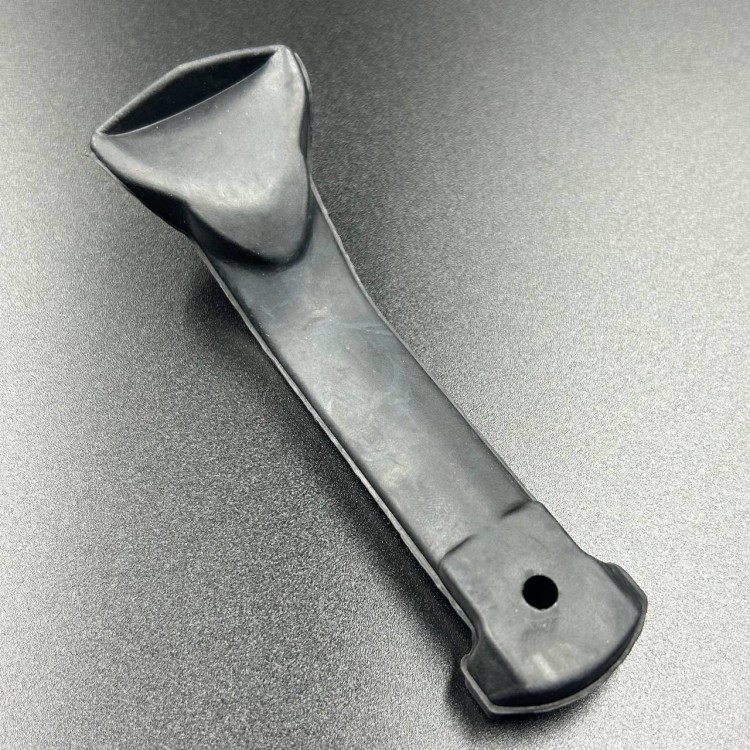 Крепление пластиковой боковой панели BRP Ski-Doo (517-302-448)(Sinera), арт. 12-133-01,          POLY-MOTO 