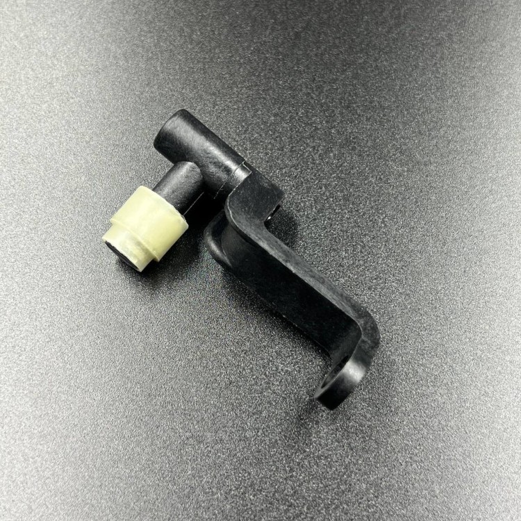 Рычаг управления дросселем c роликом Tohatsu 9,9-18 (3M2-03167-0), арт. 3M2-03172-0-K,          TAIZHOU YUELANG POWER TECHNOLOGY 