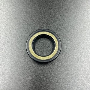 Сальник Suzuki (09282-22007) (22x36x6) (Omax)