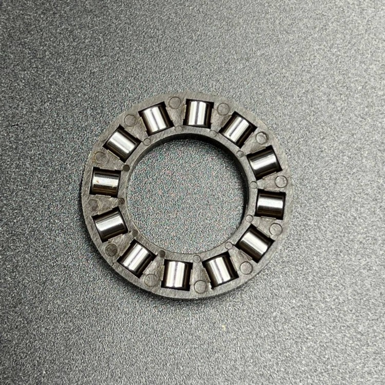 Подшипник роликовый Suzuki DT9.9-15, DF9.9-15, DF8-20(A) (20x35x4.5) (Kacawa), арт. 09263-20024-TW,          KACAWA 