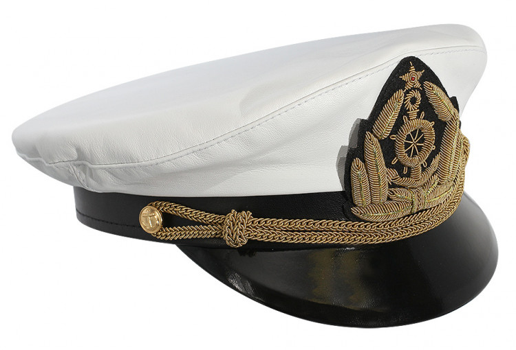 Капитанка кожаная (белый) р 58, арт. 10258186,          Россия 