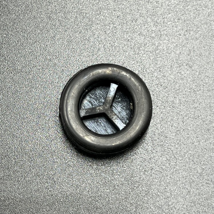 Заглушка поддона перед резиновая Tohatus 9.8-18 (9.8F-02.06; SWT9.8-11028; 98A-602013) (YUELANG), арт. 345-67117-0-K,          TAIZHOU YUELANG POWER TECHNOLOGY 