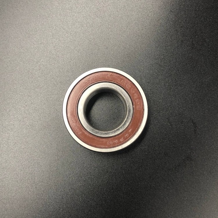 Подшипник снегохода, закрытый (25x52x15) (405404500, 503190795) (NSK), арт. 6205DDUCM,          NSK 