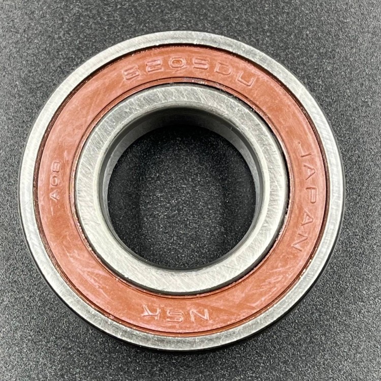 Подшипник снегохода, закрытый (25x52x15) (405404500, 503190795) (NSK), арт. 6205DDUCM,          NSK 