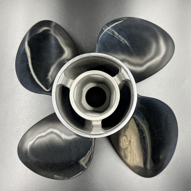 Гребной винт Mercury 90CT-400 Soltiga4 (4x15 1/4x18) (Сталь), арт. 5689-4153-18M,          POLASTORM 