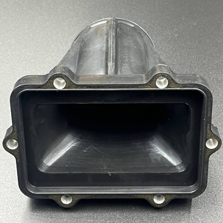 Впускной патрубок карбюратора Ski-Doo (420667470) (SINERA), арт. 420667470-TW,          SINERA 