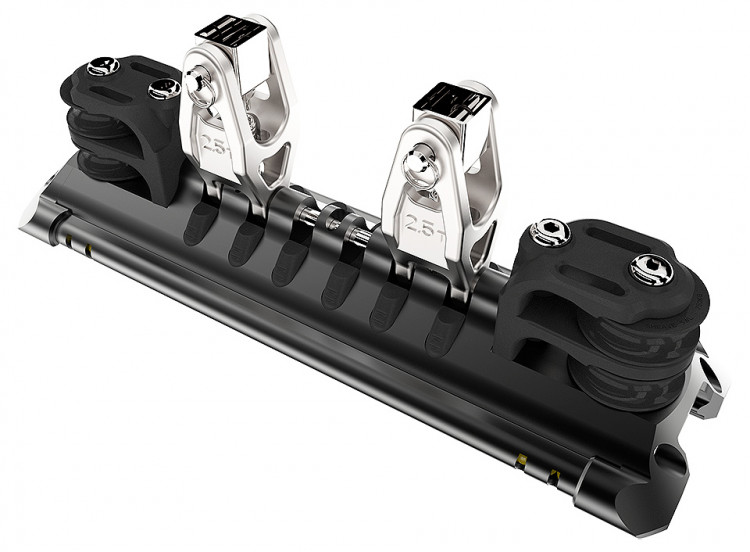TB Длинная каретка с двумя кронштейнами блоков размера 3, две пары шкивов 29432832, арт. 10243665,          Lewmar 