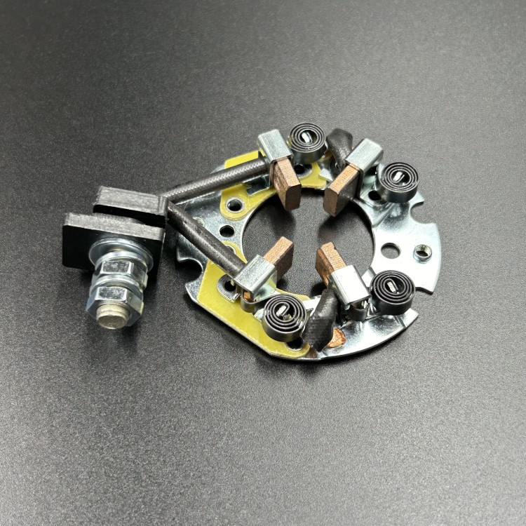 Щеточный узел Yamaha 115-250, Honda 50, Tohatsu 90 (WUHU), арт. 6N7-81840-00-K,          WUHU 