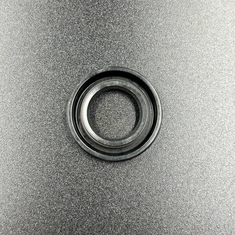 Сальник Suzuki (09282-17006) (16x30x4.5) (KACAWA), арт. 09282-17006-TW,          KACAWA 