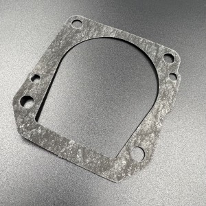 Прокладка под пластину помпы охлаждения Honda BF135-150